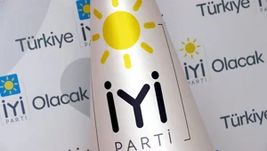Mersin'de MHP’den İYİ Parti’ye geçen Burhanettin Kocamaz aday olamadı (Liste YSK’ya geç verildi) Mersin'de MHP’den İYİ Parti’ye geçen Burhanettin Kocamaz aday olamadı (Liste YSK’ya geç verildi)