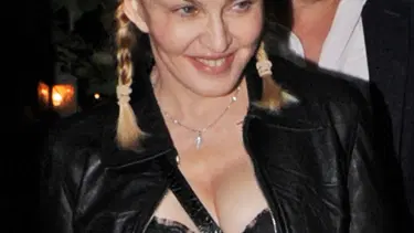 Aralarındaki anlaşmazlıktan sonra Madonna ilk kez oğlu Rocco’yla
