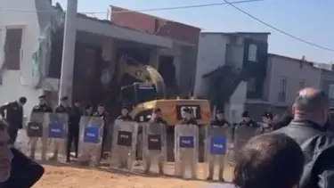 Bursa’da olaylı yıkım