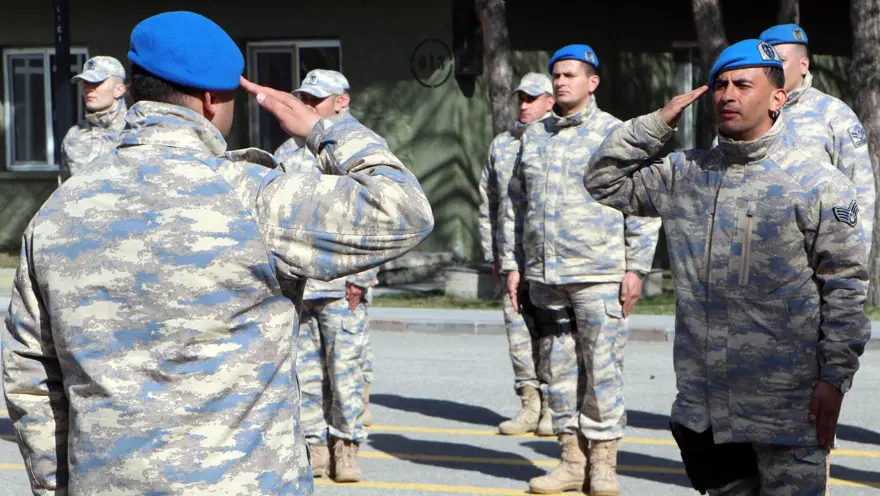 Gökyüzünün hakimleri bayramda da görevde 4 Gökyüzünün hakimleri bayramda da görevde 4
