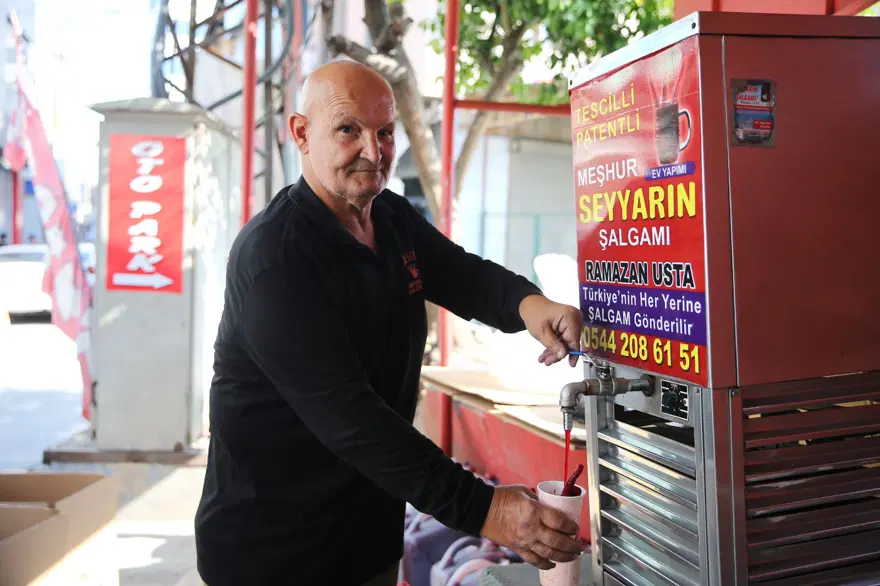 Adanalılar şalgam stoklarını artırdı: En az 700 bin şişe satılması öngörülüyor Adanalılar şalgam stoklarını artırdı: En az 700 bin şişe satılması öngörülüyor