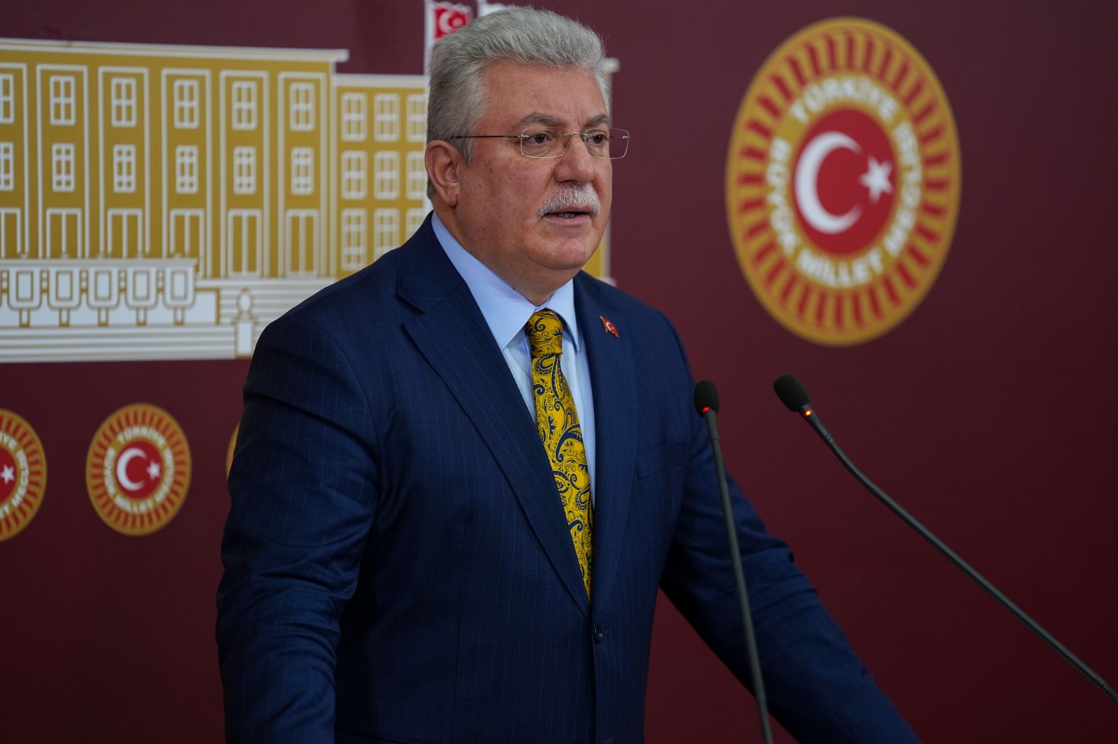AK Parti'den TÜSİAD'a tepki: "Haddini aştı, siyasete yön vermeye çalışıyorlar"