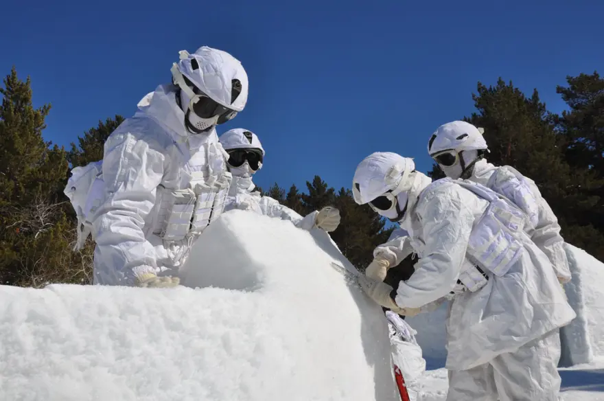 Komandoların 2 bin 200 metre rakımda, eksi 25 derecede zorlueğitimi 25 Komandoların 2 bin 200 metre rakımda, eksi 25 derecede zorlueğitimi 25