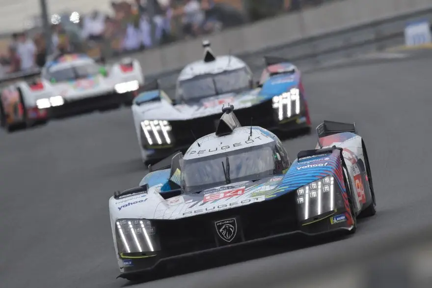 Le Mans'ta zafer Ferrari'nin: Toyota'nın 5 yıllık hakimiyetine son verdi 10