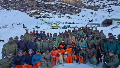 Çığ felaketinde 60 saatlik kurtarma operasyonu: 46 işçi kurtarıldı, 8 ölü