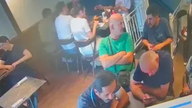 Pastanede randevu 3 milyon liraya patladı: Elden teslim dolandırıcılık kamerada