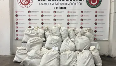 Sınırda büyük uyuşturucu operasyonu: Kilolarca esrar ele geçirildi
