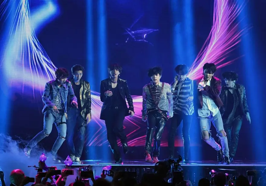 BTS Billboard 200 listesinde zirveden inmiyor 3