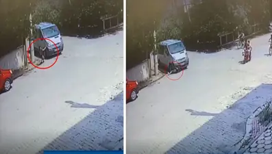 Kendisini kovalayan sürücüden kaçan çocuk başka bir aracın altında kaldı