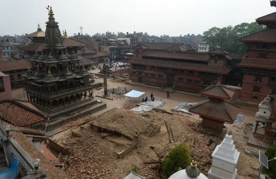 Nepal Başbakanı: Ölü sayısı 10 bine ulaşabilir 14