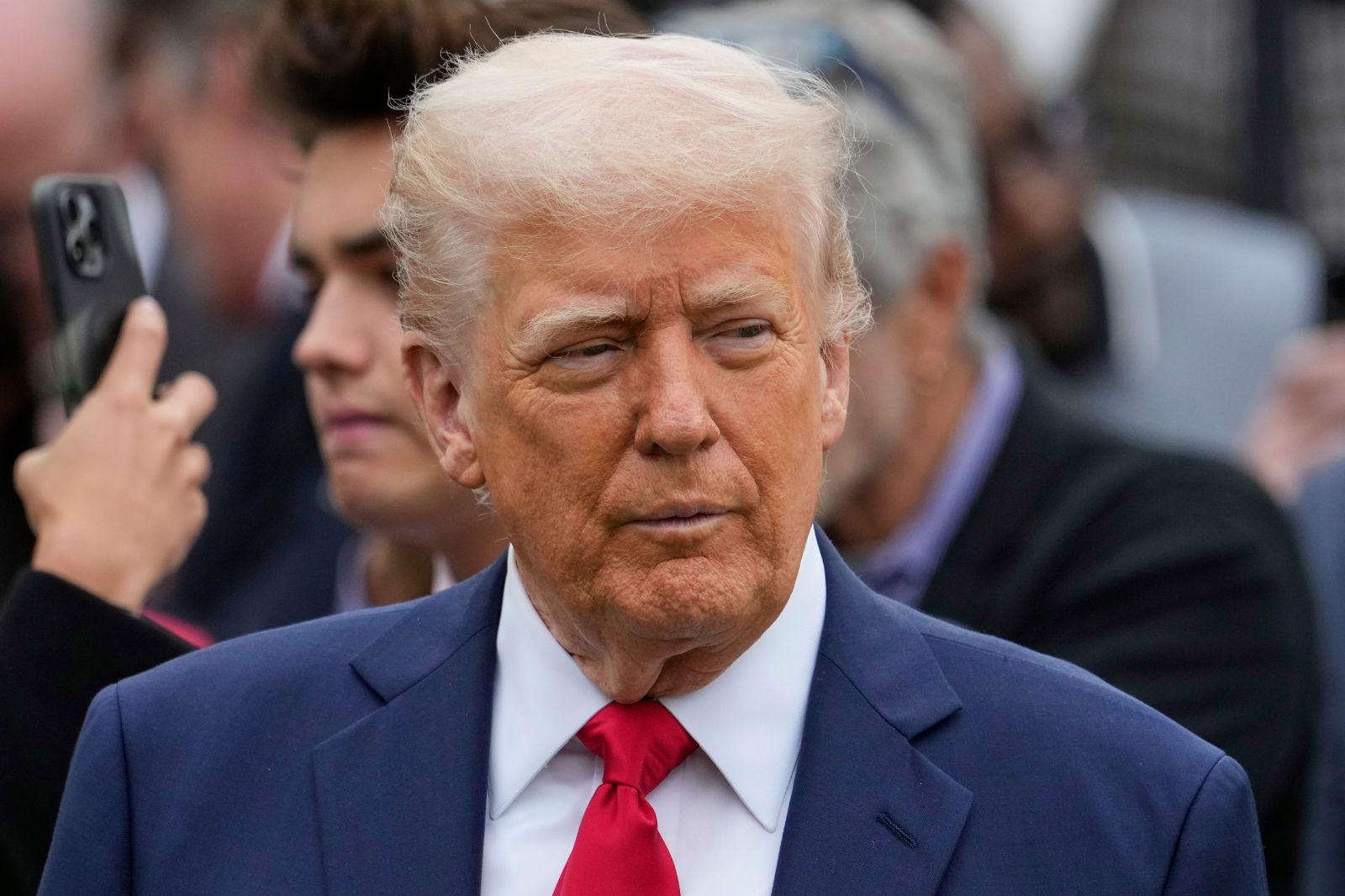 Trump'a destek en düşük seviyesinde: "Tekrar aday olmamalı"
