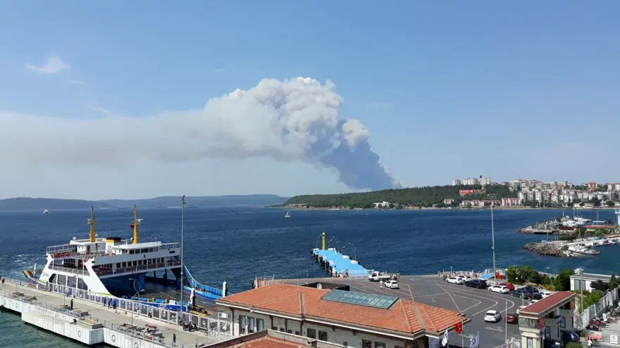 ŞEHİTLİKLERDEN UZAK ALANDA 6 ŞEHİTLİKLERDEN UZAK ALANDA 6