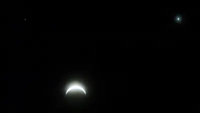 Oldukça nadir görülüyor: Venüs, Satürn ve Ay bir araya geldi