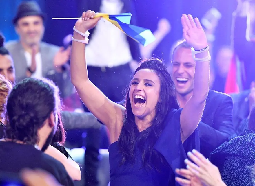 Eurovision 2016 birincisi Jamala, Ukrayna’dan Romanya’ya sığındı 1