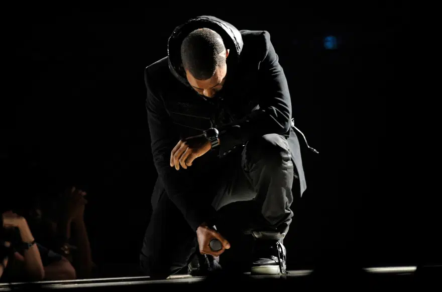 Kanye West'in ayakkabıları 1,8 milyon dolara satıldı 2
