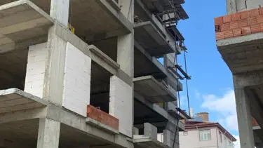 Konya’da inşaattan düşen işçi yaşamını yitirdi