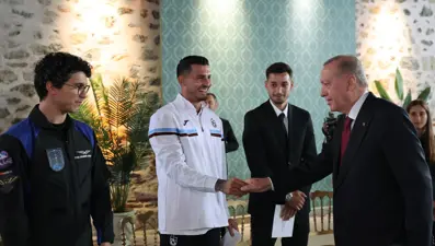 Cumhurbaşkanı Erdoğan sporcularla buluştu