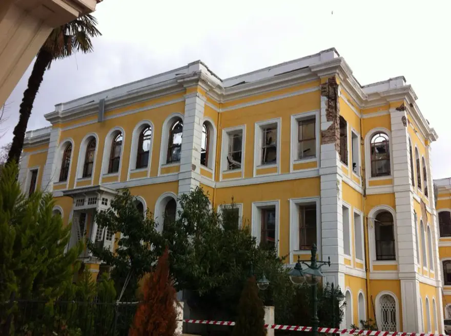 Galatasaray Üniversitesi'nde yangın 2