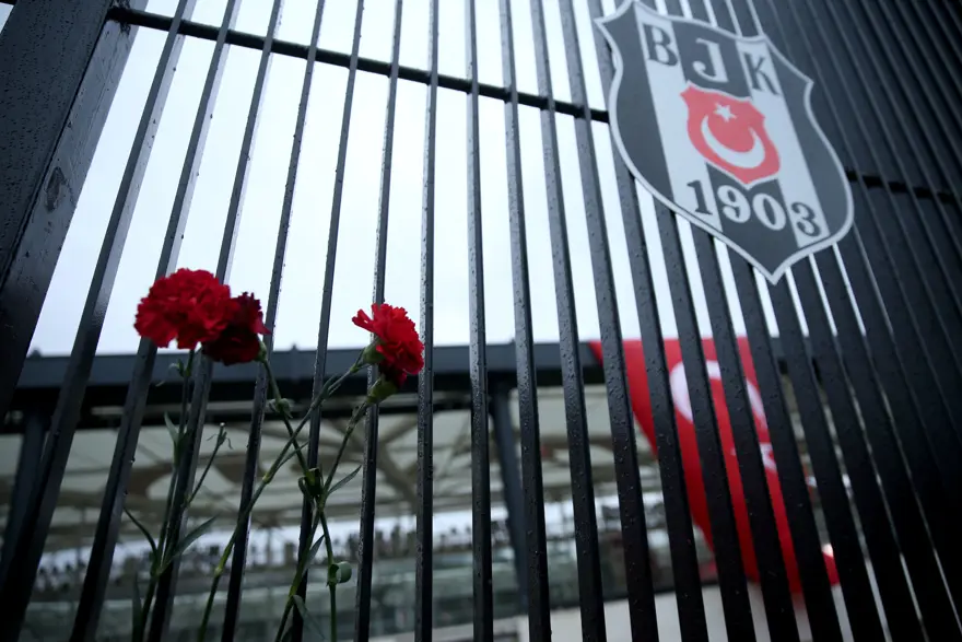 Şehitler Tepesi’ne ziyaretler sürüyor 1 Şehitler Tepesi’ne ziyaretler sürüyor 1