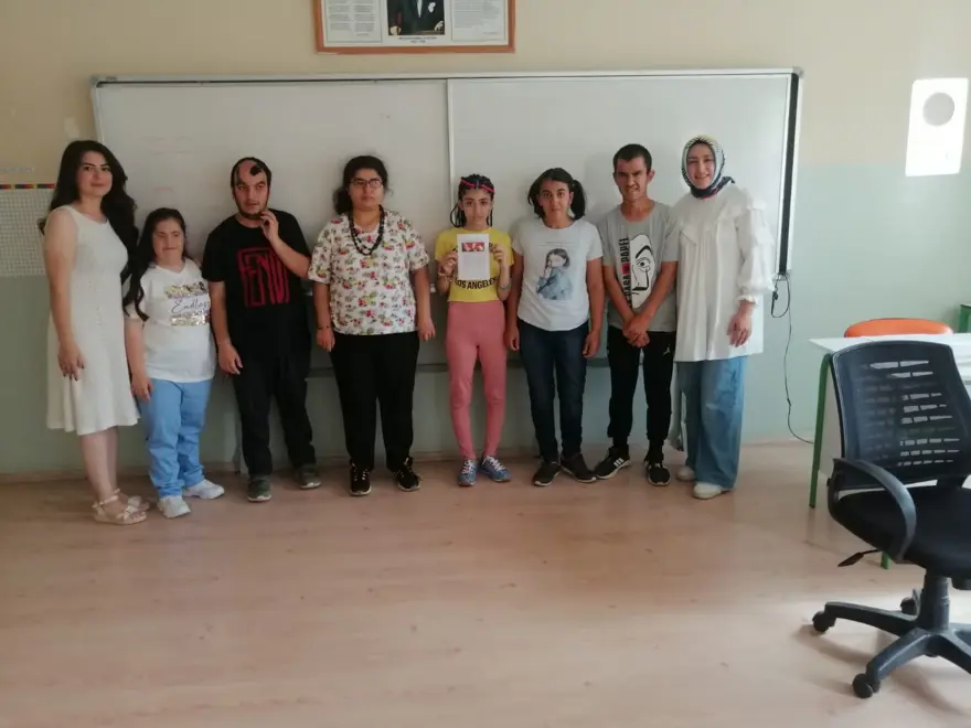 “DÜŞÜP VÜCUDUNU ÇARPIYOR” 5 “DÜŞÜP VÜCUDUNU ÇARPIYOR” 5