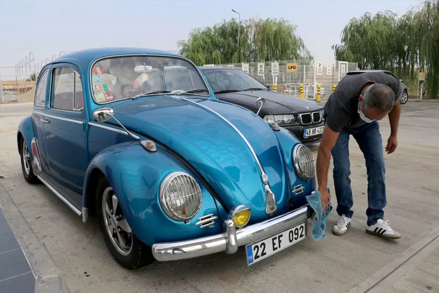 İlaç mümessili, hobisinin peşinden gitti: Klasik otomobilleri restore ediyor 10