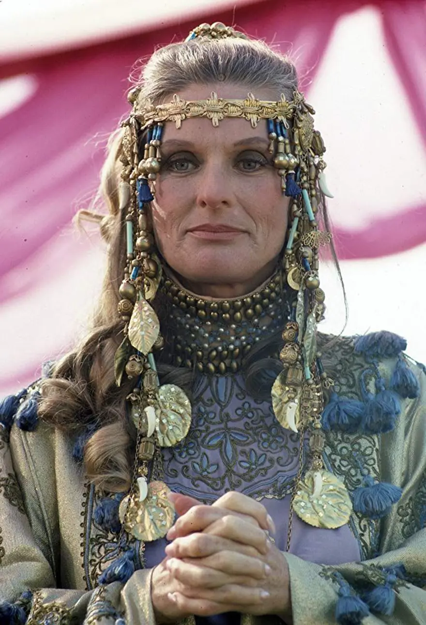 Sinema ve televizyonun süper kadınları 34