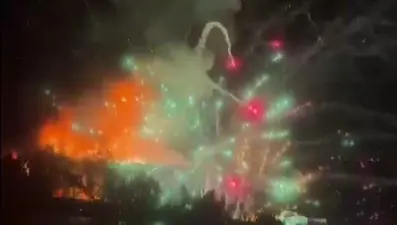 Havai fişek yüklü TIR’da yangın