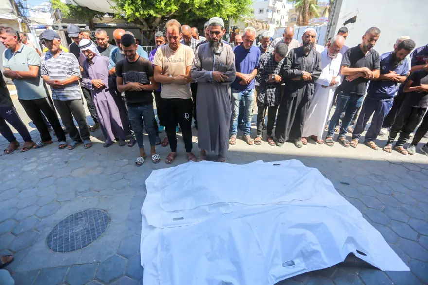 "İLK VE SON SEVİNÇ" 7