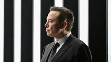 Elon Musk'tan hızlı yalanlama: Satmayacağım