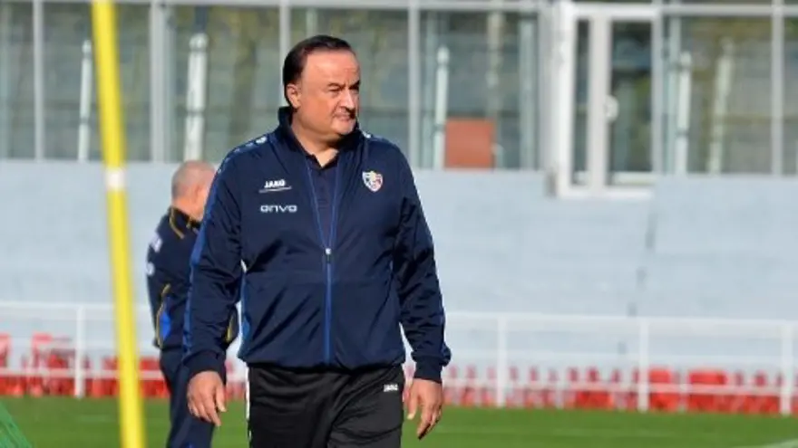  Teknik Direktör Engin Fırat hayatını kaybetti 