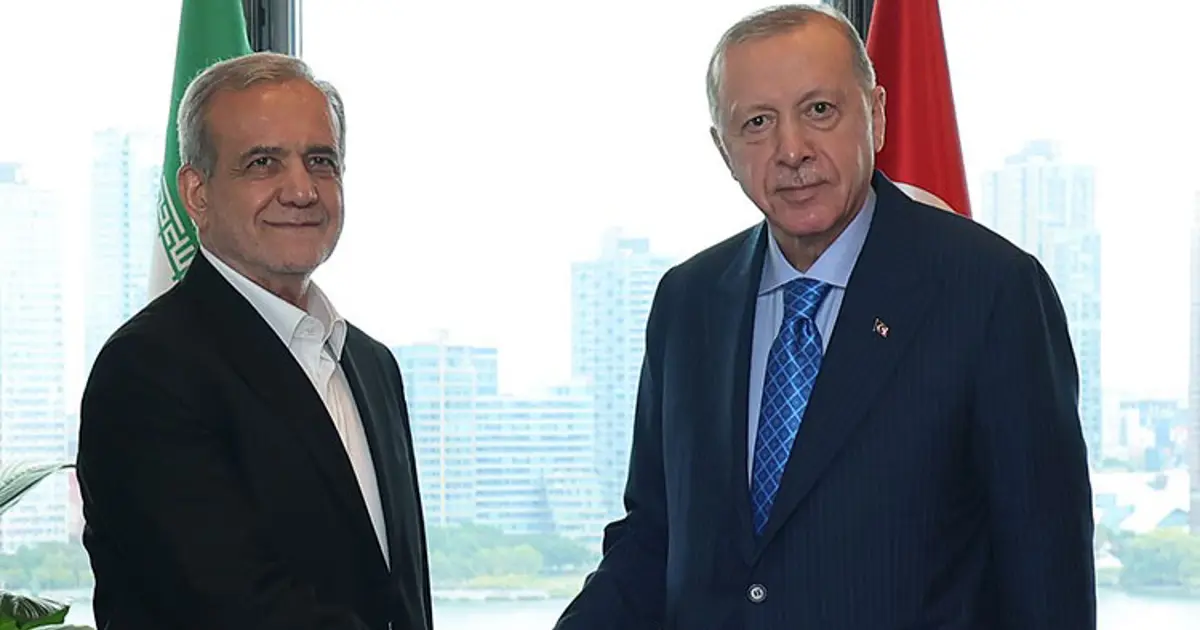 Cumhurbaşkanı Erdoğan, Pezeşkiyan ile görüştü