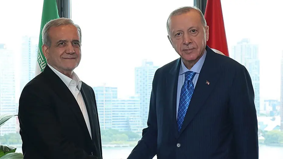 Cumhurbaşkanı Erdoğan, Pezeşkiyan ile görüştü