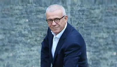 Ertuğrul Özkök hakkında Cumhurbaşkanına hakaret soruşturmasıKatıldığı bir programdaki söylemleri nedeniyle gazeteci Ertuğrul Özkök hakkında Cumhurbaşkanı'na hakaret suçundan soruşturma başlatıldı.