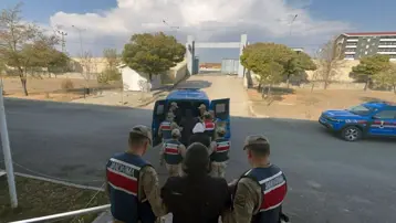 Erzurum'da kaçak kazıya suçüstü: 4 gözaltı