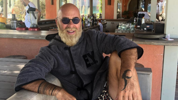 Ünlülere uyuşturucu soruşturması. Esat Yontunç hakkında yakalama kararı