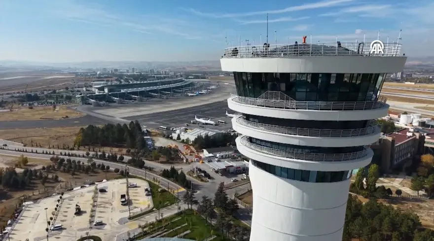 Esenboğa Havalimanı'na yeni pist ve yeni kule: Havalimanında neler değişti? 1
