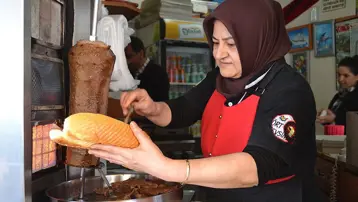 Kadın esnafların sayısı artıyor