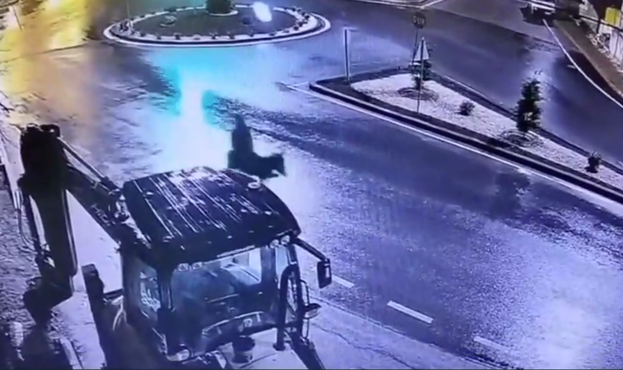 SOYGUN SONRASI EŞEĞİ AHIRA BAĞLAMIŞ 2