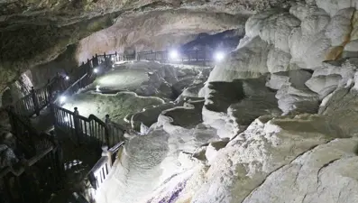 'Yer altındaki gizli Pamukkale' Kaklık Mağarası'nda çökme tehlikesi