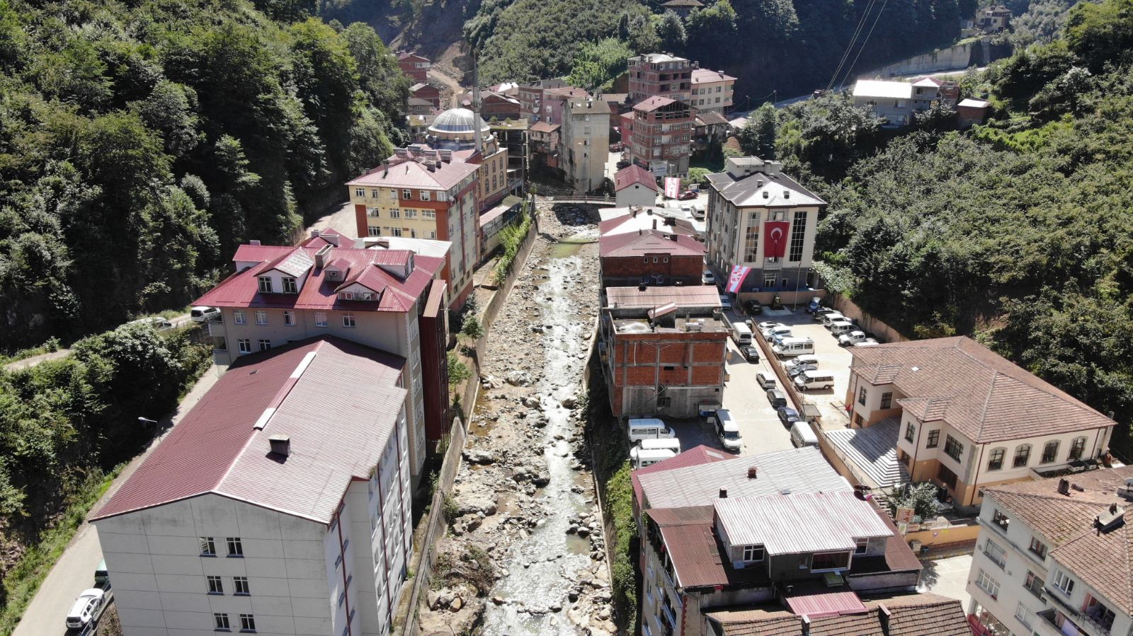 Trabzon'da tedirgin eden görüntü: Giresun'un Dereli ilçesi gibi sel riski taşıyor