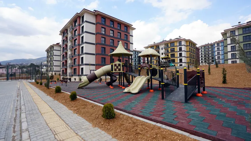 Kahramanmaraş'ta 15 bin 980, Malatya'da 7 bin 881 konut teslim edildi 10 Kahramanmaraş'ta 15 bin 980, Malatya'da 7 bin 881 konut teslim edildi 10