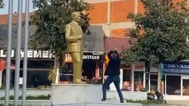Sakarya’da Atatürk heykeline zarar veren saldırgan tutuklandı