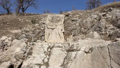 Nemrut Dağı Milli Parkı'nda bulunan Arsemia Ören Yeri depremde hasar gördü