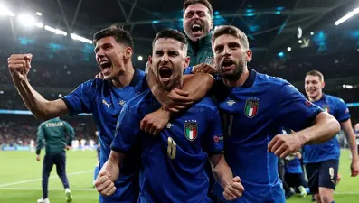 EURO 2020'de ilk finalist İtalya