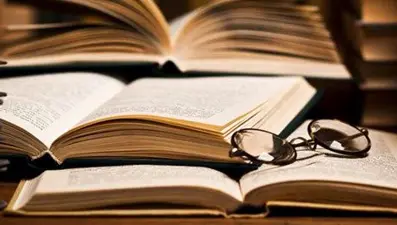 Mert Güler'den yeni kitap: 'Aşka Kanat Aç - Gece Kelebeği'