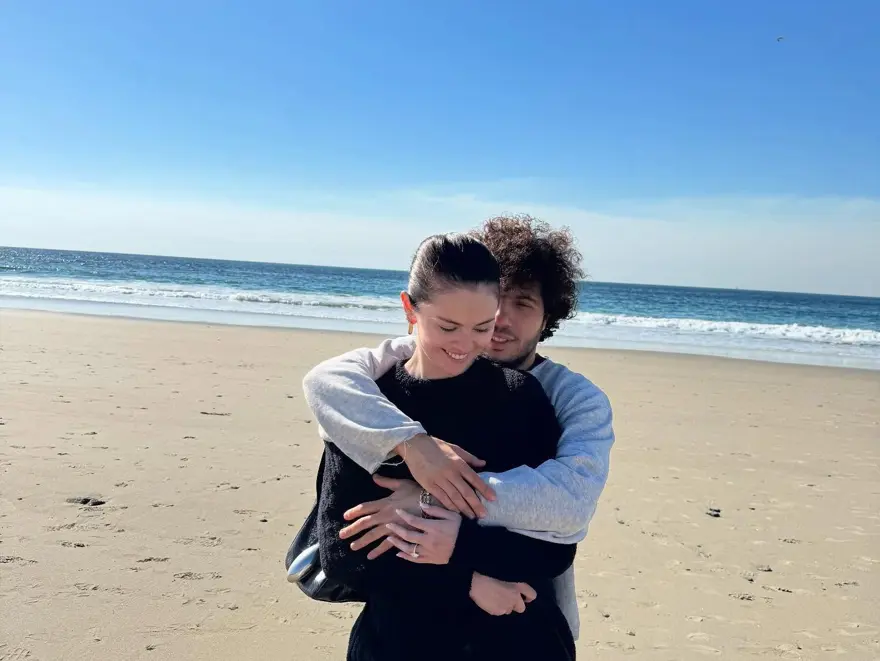 Selena Gomez aşka geldi: Seni hak edecek ne yaptım bilmiyorum 1