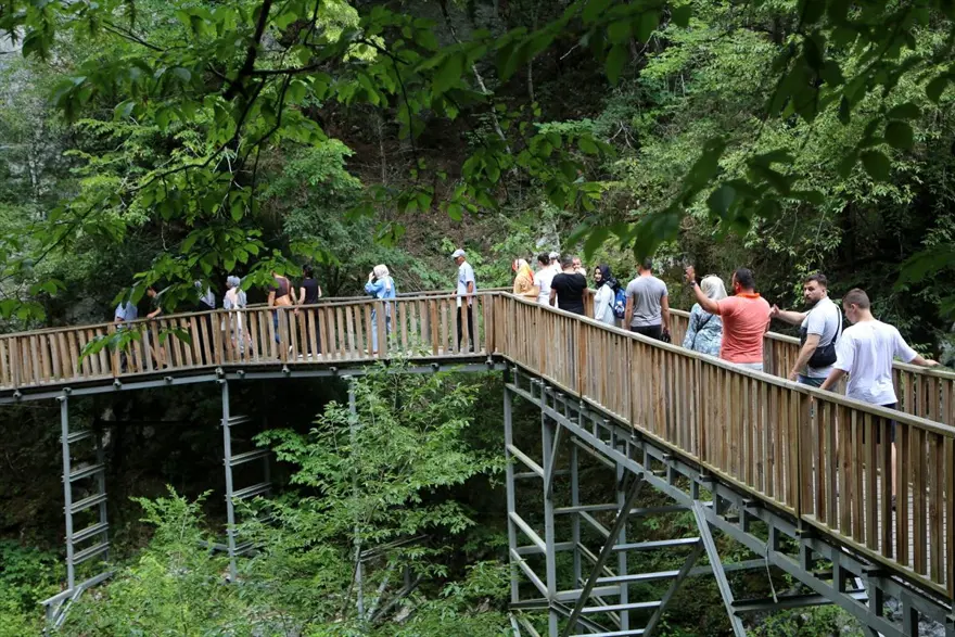 Kastamonu'nun kanyonlarıyla ünlü ilçesi Pınarbaşı nüfusunun 20 katı ziyaretçi ağırladı 10 Kastamonu'nun kanyonlarıyla ünlü ilçesi Pınarbaşı nüfusunun 20 katı ziyaretçi ağırladı 10