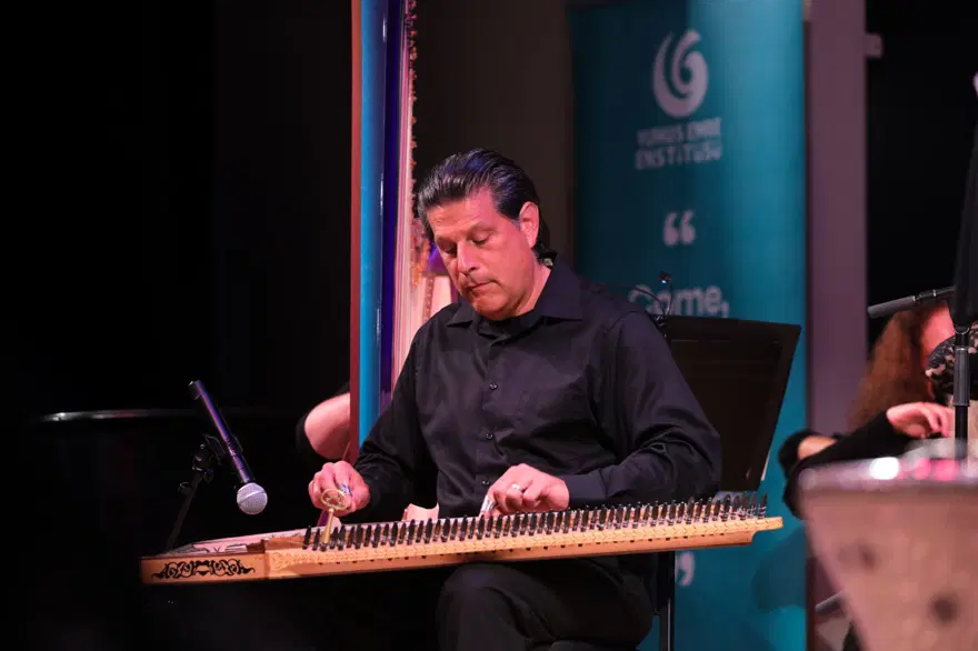 Yunus Emre Enstitüsü'nden Los Angeles Amerikan Yahudi Üniversitesi'nde konser 17
