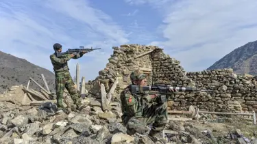 Afganistan'da bir ilçe Taliban'dan geri alındı