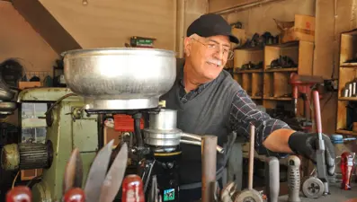 Dededen babaya, babadan oğula geçen meslek: Kars'ın görünmez kahramanları